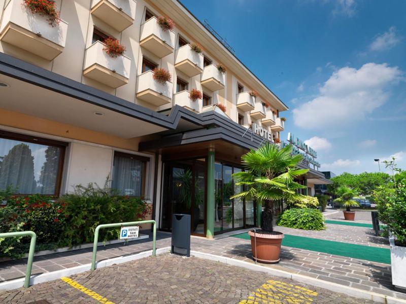 Hotel Al Pino Verde Camposampiero Ngoại thất bức ảnh