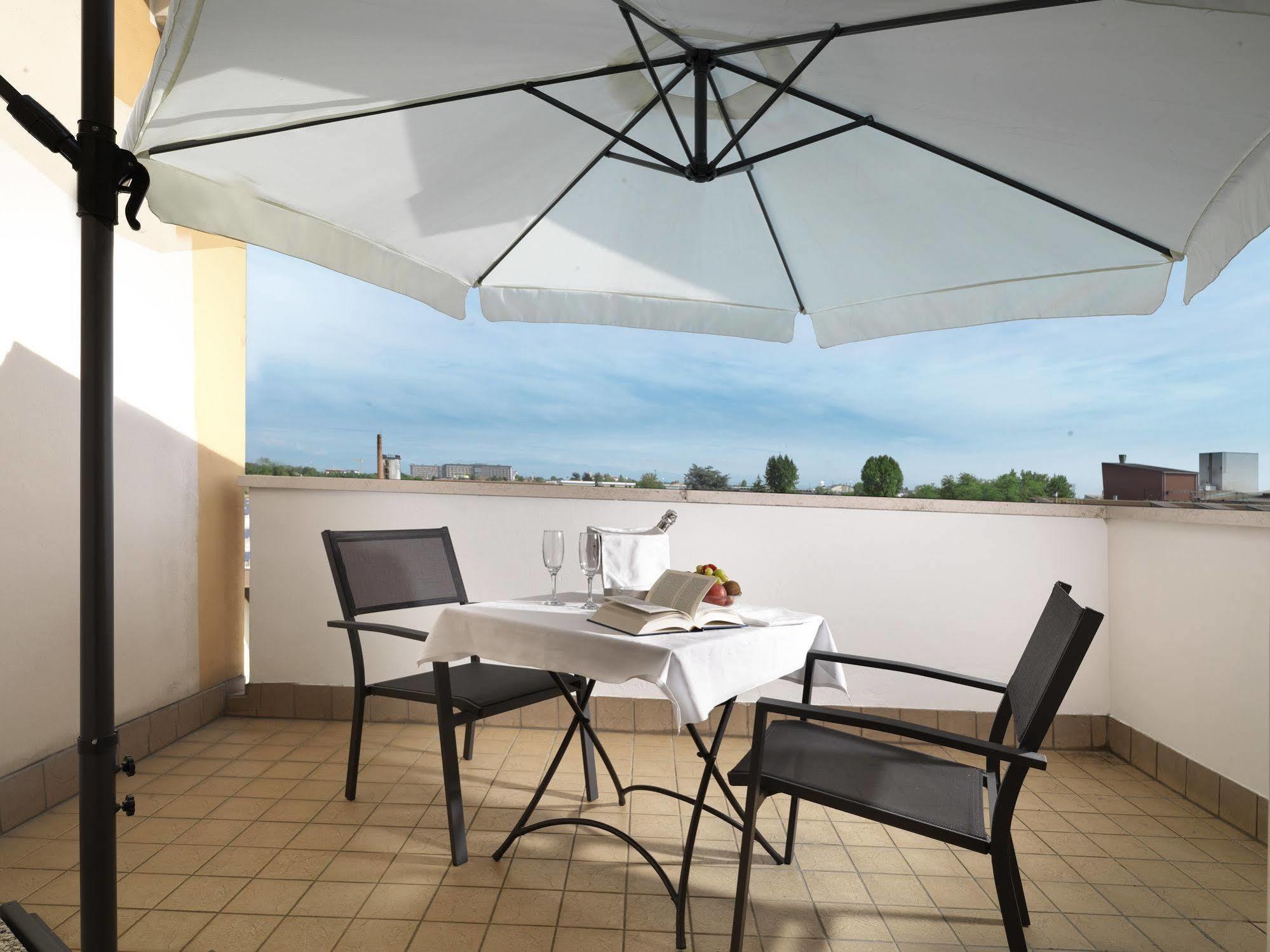 Hotel Al Pino Verde Camposampiero Ngoại thất bức ảnh