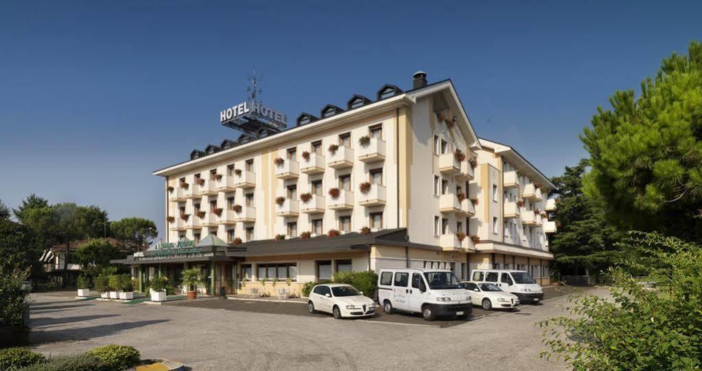 Hotel Al Pino Verde Camposampiero Ngoại thất bức ảnh